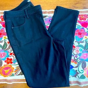 #14 Old Navy black skinny jeans NWT